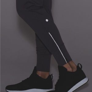 Lululemon Fresh Tracks Jogger Pants (6)